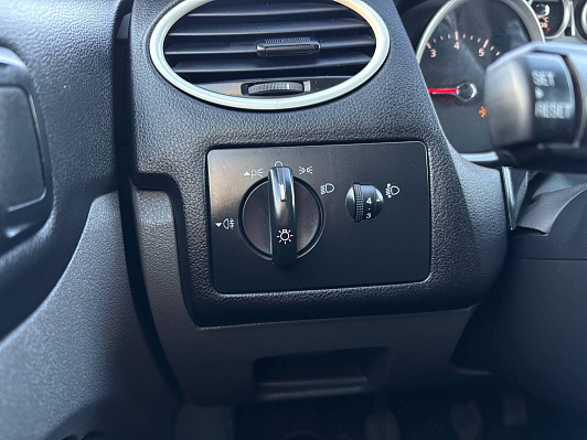 Ford Focus Comfort, 2008 года, пробег 213740 км