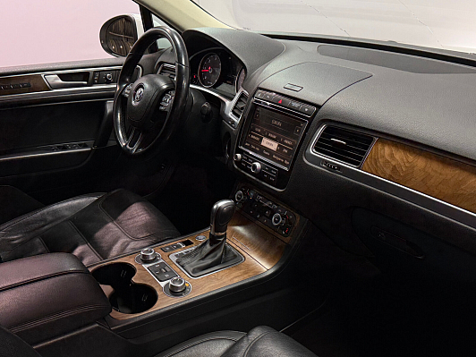 Volkswagen Touareg R-line, 2014 года, пробег 160000 км