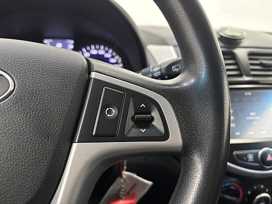 Hyundai Solaris, 2011 года, пробег 154000 км