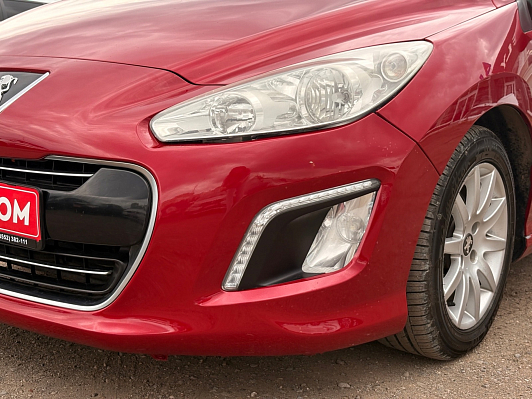 Peugeot 308 Active, 2012 года, пробег 141033 км
