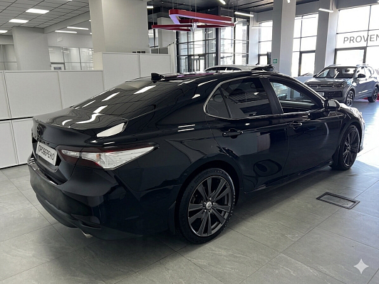 Toyota Camry Элеганс Safety, 2019 года, пробег 130300 км