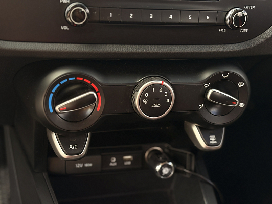 Kia Rio Comfort, 2019 года, пробег 111802 км
