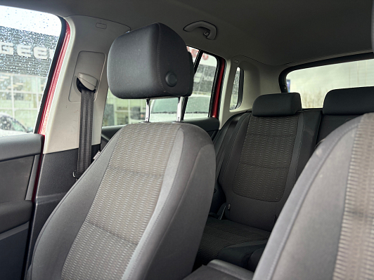 Volkswagen Tiguan Adventure, 2012 года, пробег 216200 км