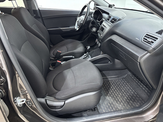 Kia Rio Luxe, 2015 года, пробег 84931 км