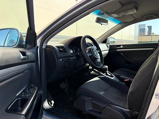 Volkswagen Jetta Trendline, 2010 года, пробег 214550 км