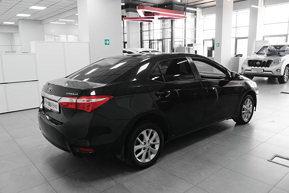 Toyota Corolla, 2014 года, пробег 175000 км