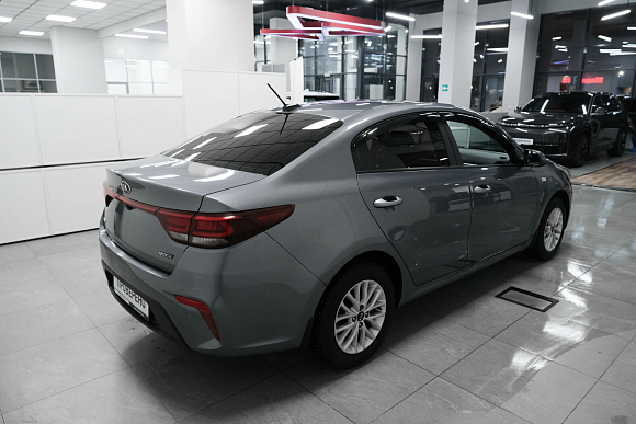 Kia Rio Luxe RED Line, 2018 года, пробег 154000 км