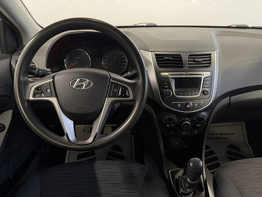 Hyundai Solaris Comfort, 2015 года, пробег 192000 км