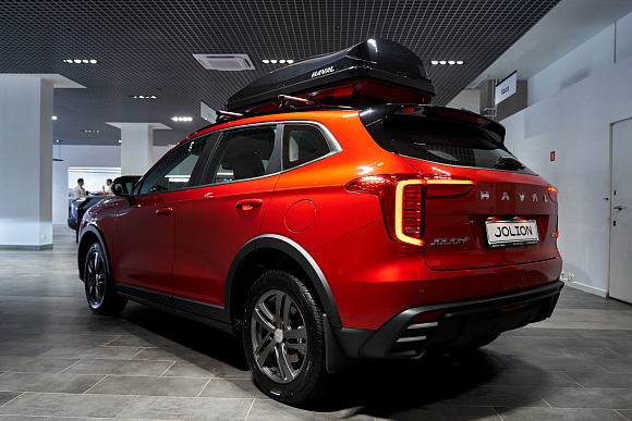 Haval Jolion Tech+, красный