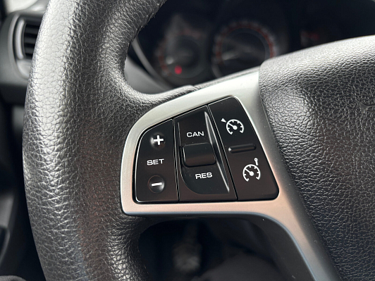 Lada (ВАЗ) Vesta Comfort, 2018 года, пробег 137000 км