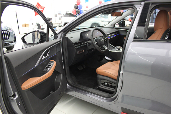 Omoda C5 , серый