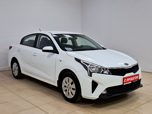 Kia Rio Luxe, 2020 года, пробег 133231 км