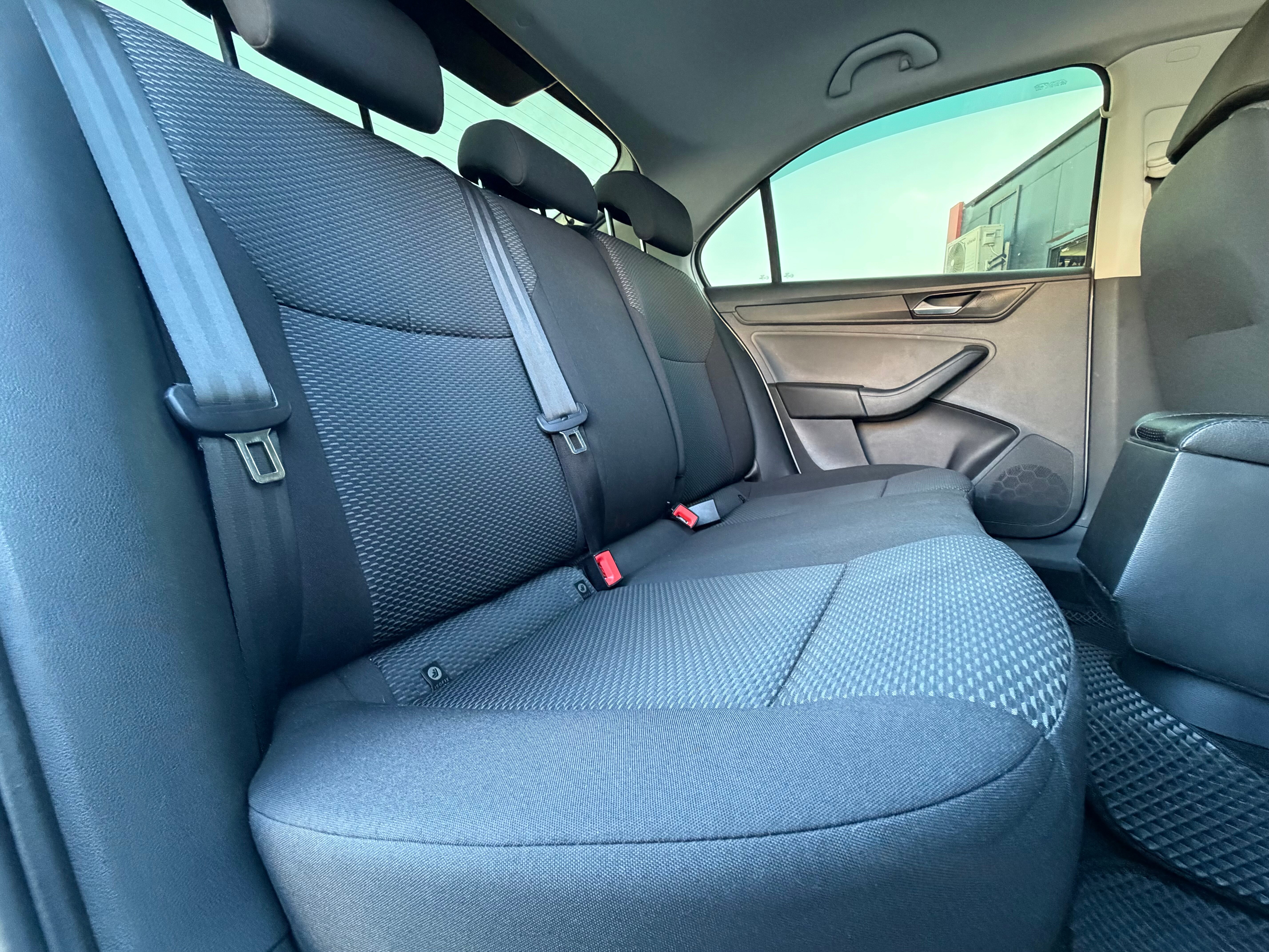 Volkswagen Polo Origin, 2021 года, пробег 98000 км