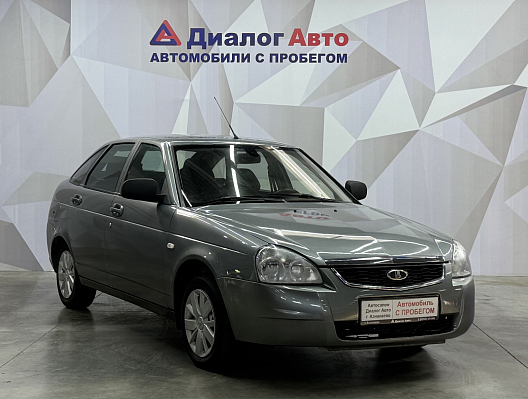 Lada (ВАЗ) Priora Люкс, 2011 года, пробег 133078 км