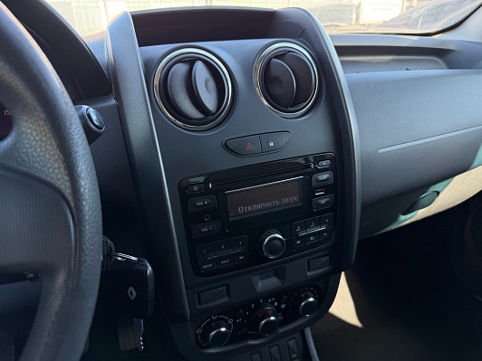 Renault Duster Expression, 2015 года, пробег 200000 км