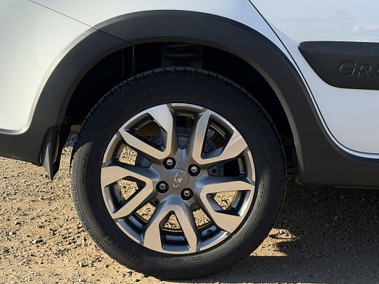 Mitsubishi Outlander Intense, 2014 года, пробег 117700 км
