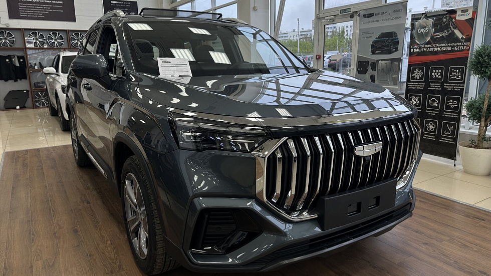 Geely Okavango Флагман, серый