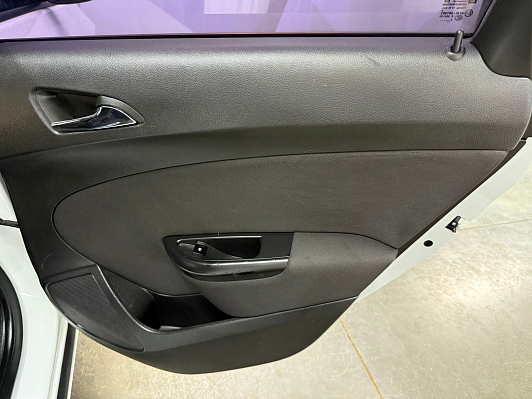 Opel Astra Cosmo, 2012 года, пробег 230236 км