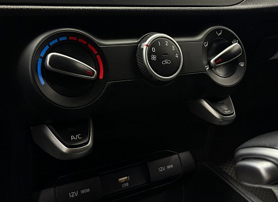 Kia Rio Comfort, 2021 года, пробег 59205 км