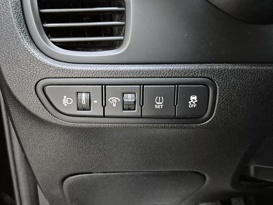 Kia Rio Лига Европы, 2020 года, пробег 118355 км