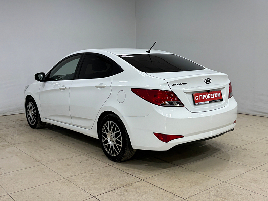 Hyundai Solaris, 2016 года, пробег 200428 км