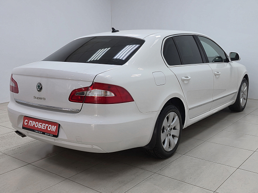 Skoda Superb, 2011 года, пробег 244818 км
