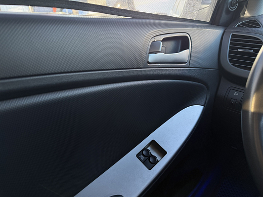Hyundai Solaris Optima, 2013 года, пробег 216000 км