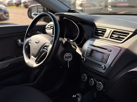 Kia Rio Luxe, 2016 года, пробег 113372 км