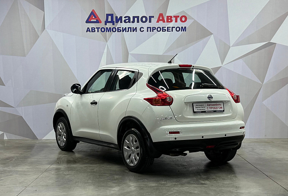 Nissan Juke XE, 2013 года, пробег 109000 км