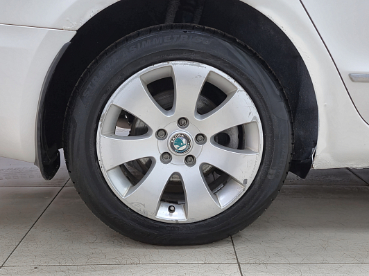 Skoda Superb, 2011 года, пробег 244818 км