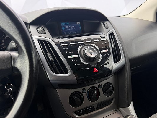 Ford Focus SYNC Edition, 2012 года, пробег 264000 км