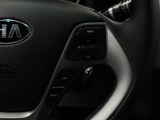 Kia Rio Luxe, 2016 года, пробег 84904 км
