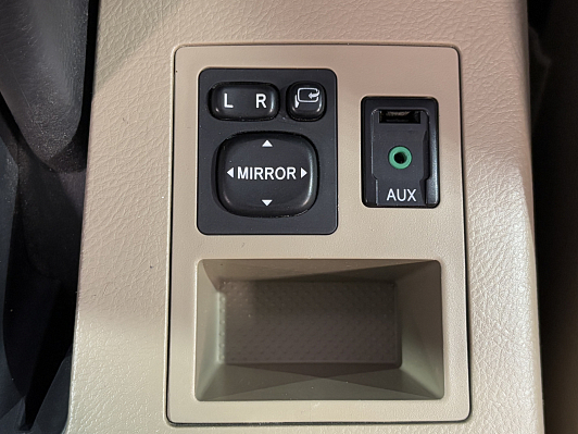 Toyota RAV4, 2012 года, пробег 170000 км