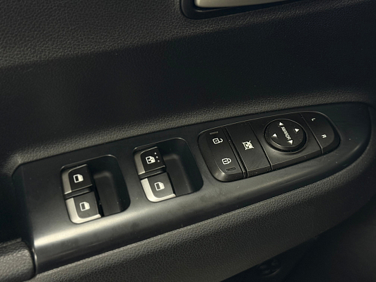 Kia Rio Лига Европы, 2020 года, пробег 105728 км