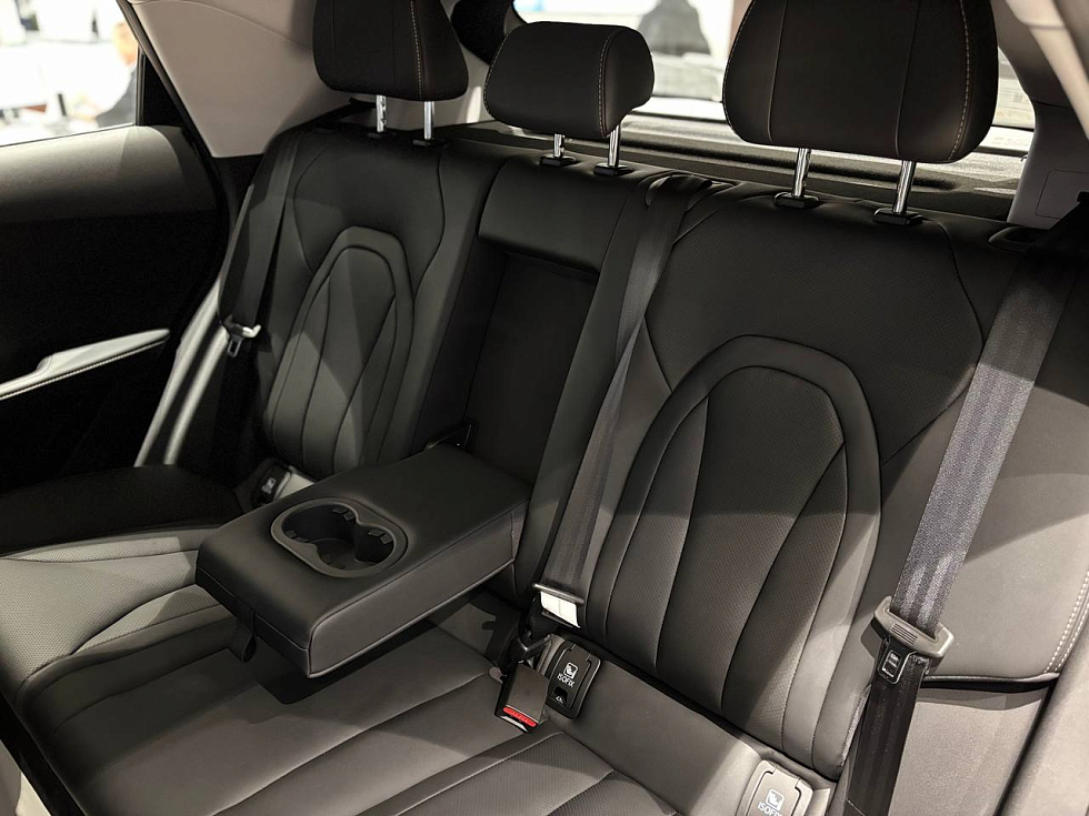 Omoda C5 Fun, серебряный