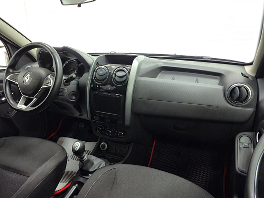 Renault Duster Drive, 2019 года, пробег 131749 км