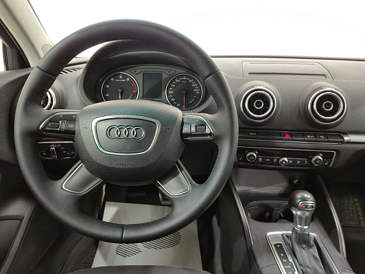 Audi A3 Attraction, 2014 года, пробег 178787 км