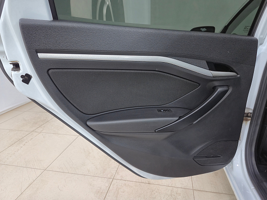 Lada (ВАЗ) Vesta Comfort, 2020 года, пробег 72609 км