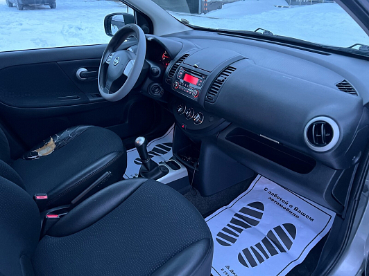 Nissan Note Tekna, 2012 года, пробег 180000 км