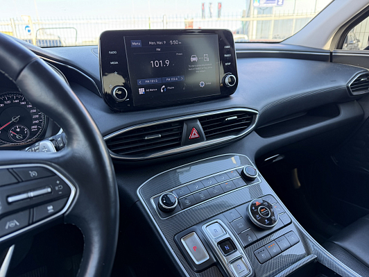 Hyundai Santa Fe SE 6 Мест, 2020 года, пробег 66800 км
