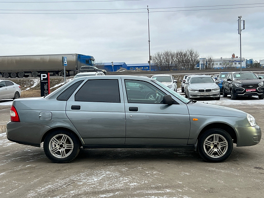 Lada (ВАЗ) Priora Норма, 2011 года, пробег 188000 км