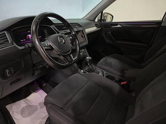 Volkswagen Tiguan Sportline, 2018 года, пробег 77405 км