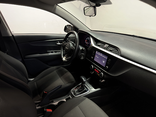 Kia Rio Luxe, 2021 года, пробег 114000 км