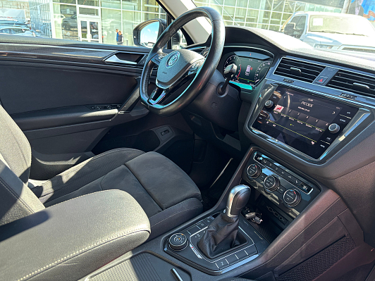 Volkswagen Tiguan, 2018 года, пробег 197139 км