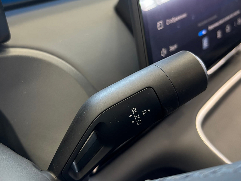 Geely EX5 EM-i Pro, черный