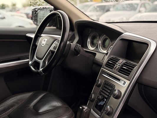 Volvo XC60 Kinetic, 2012 года, пробег 234700 км