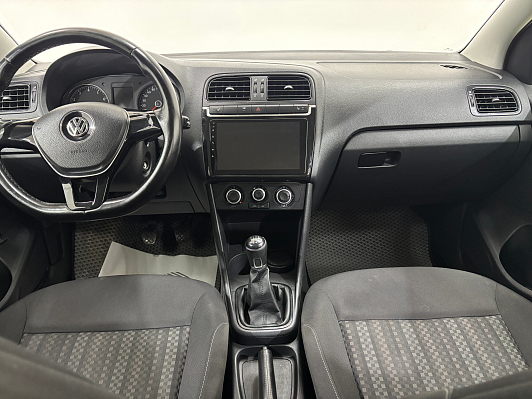 Volkswagen Polo Comfortline, 2018 года, пробег 87968 км