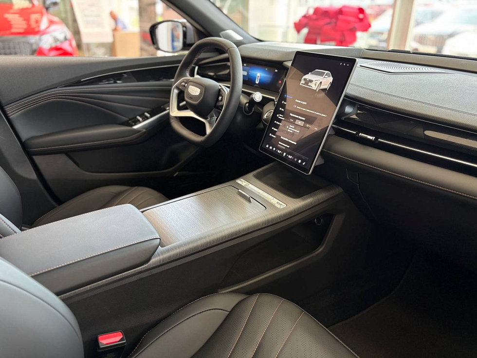 Geely Preface Flagship, фиолетовый