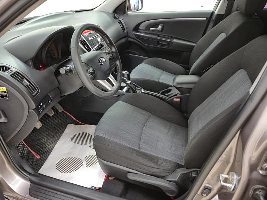 Kia Ceed, 2011 года, пробег 229248 км