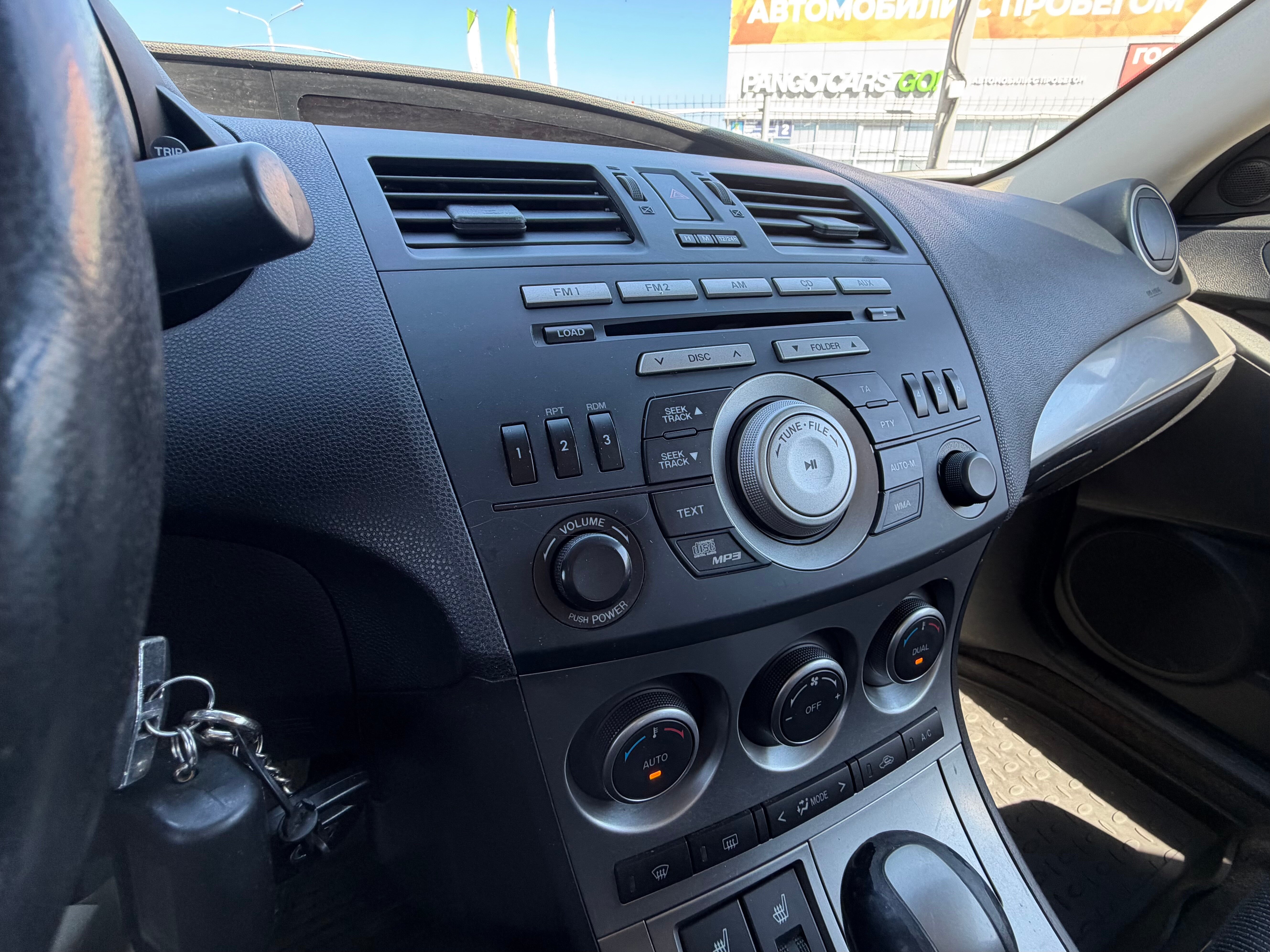 Mazda 3 Direct Plus, 2010 года, пробег 196816 км